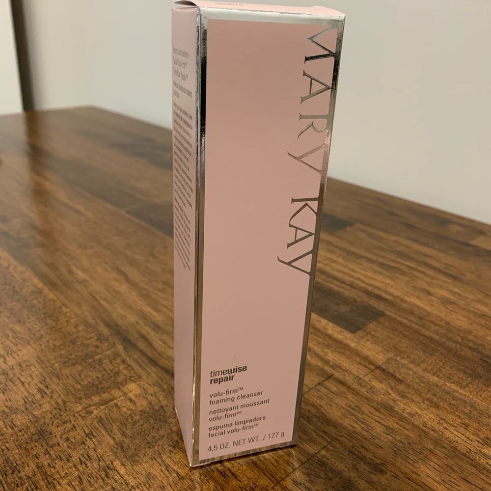 Mary Kay Volu-firm foaming cleanser